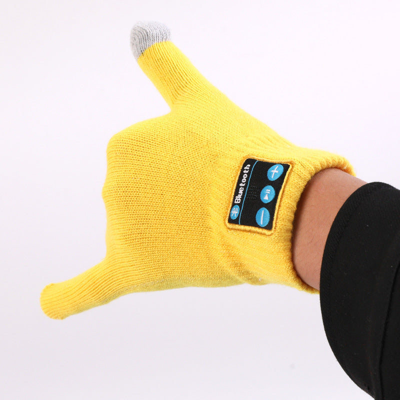 Bluetooth Touchscreen Winter Gloves with Built-In Audio