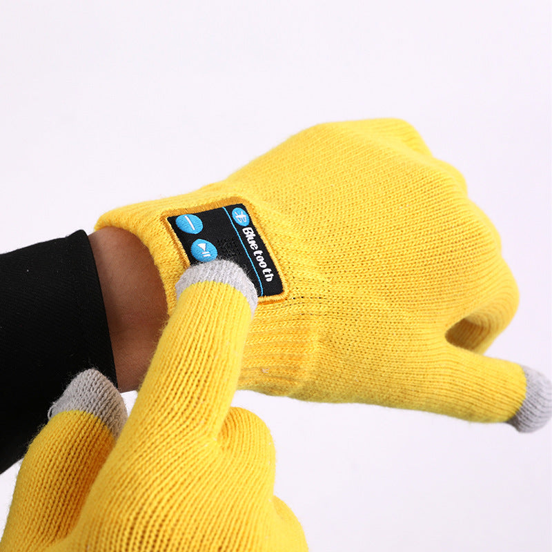 Bluetooth Touchscreen Winter Gloves with Built-In Audio